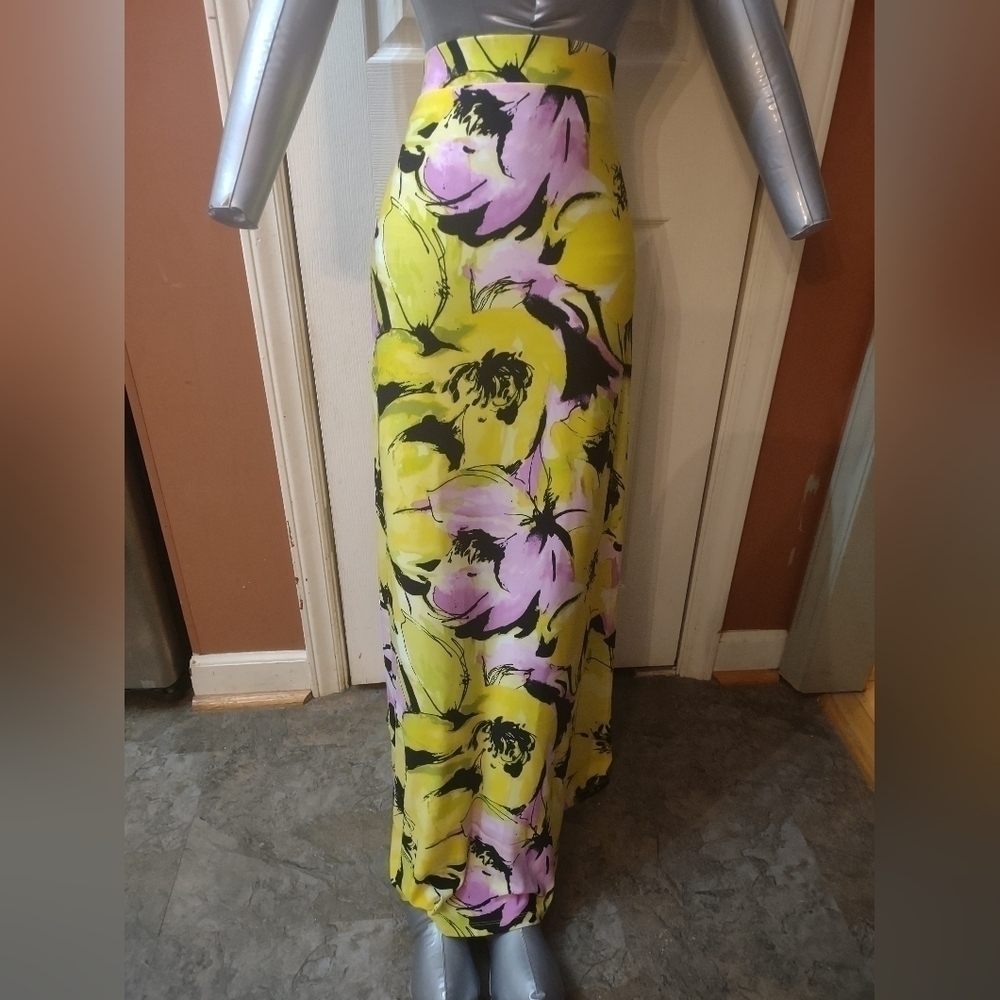 Cato Womans size XL yellow floral skirt